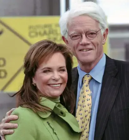 بيتر لينش مع زوجته